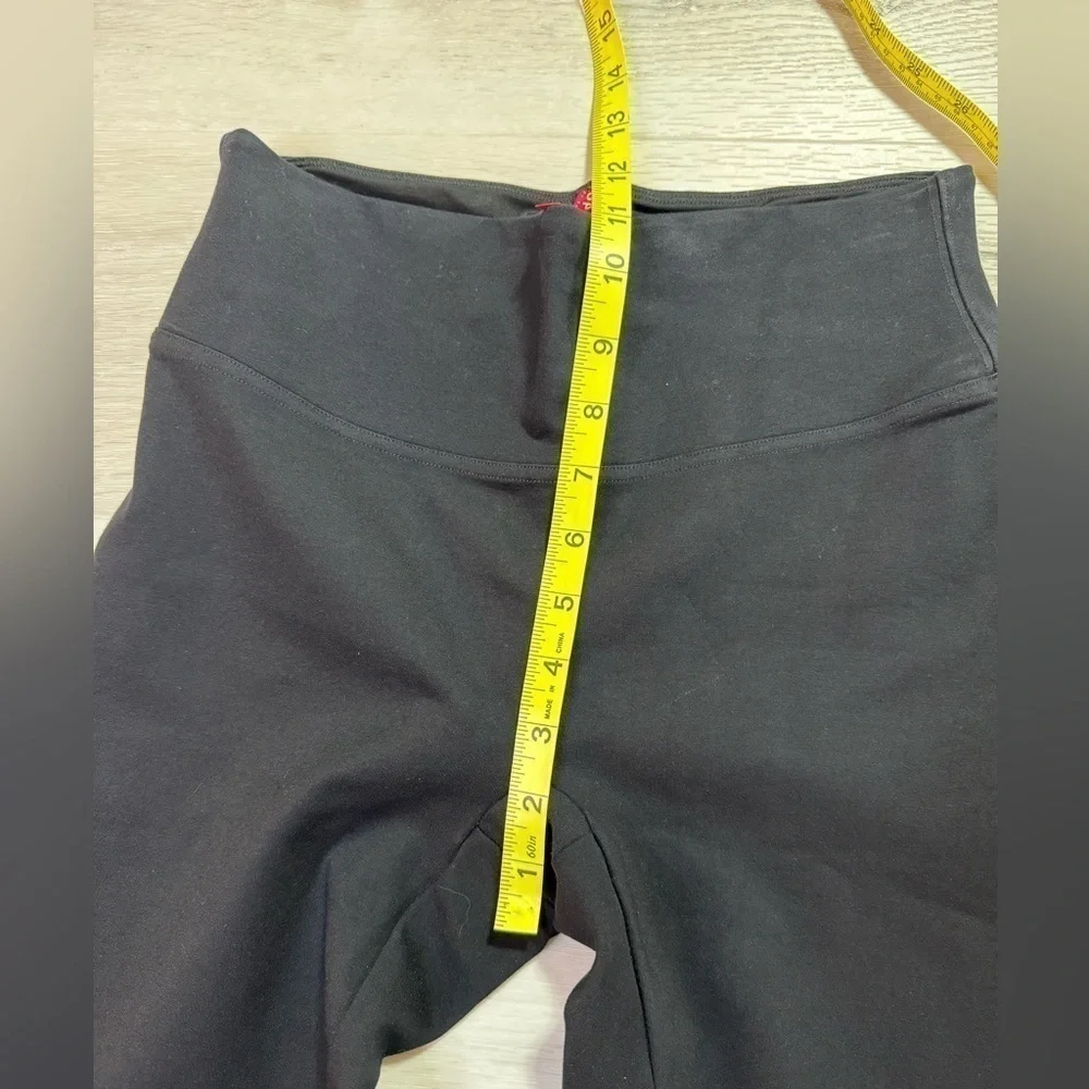 Spanx Ponte Notched Ankle Legging in black, Size Small